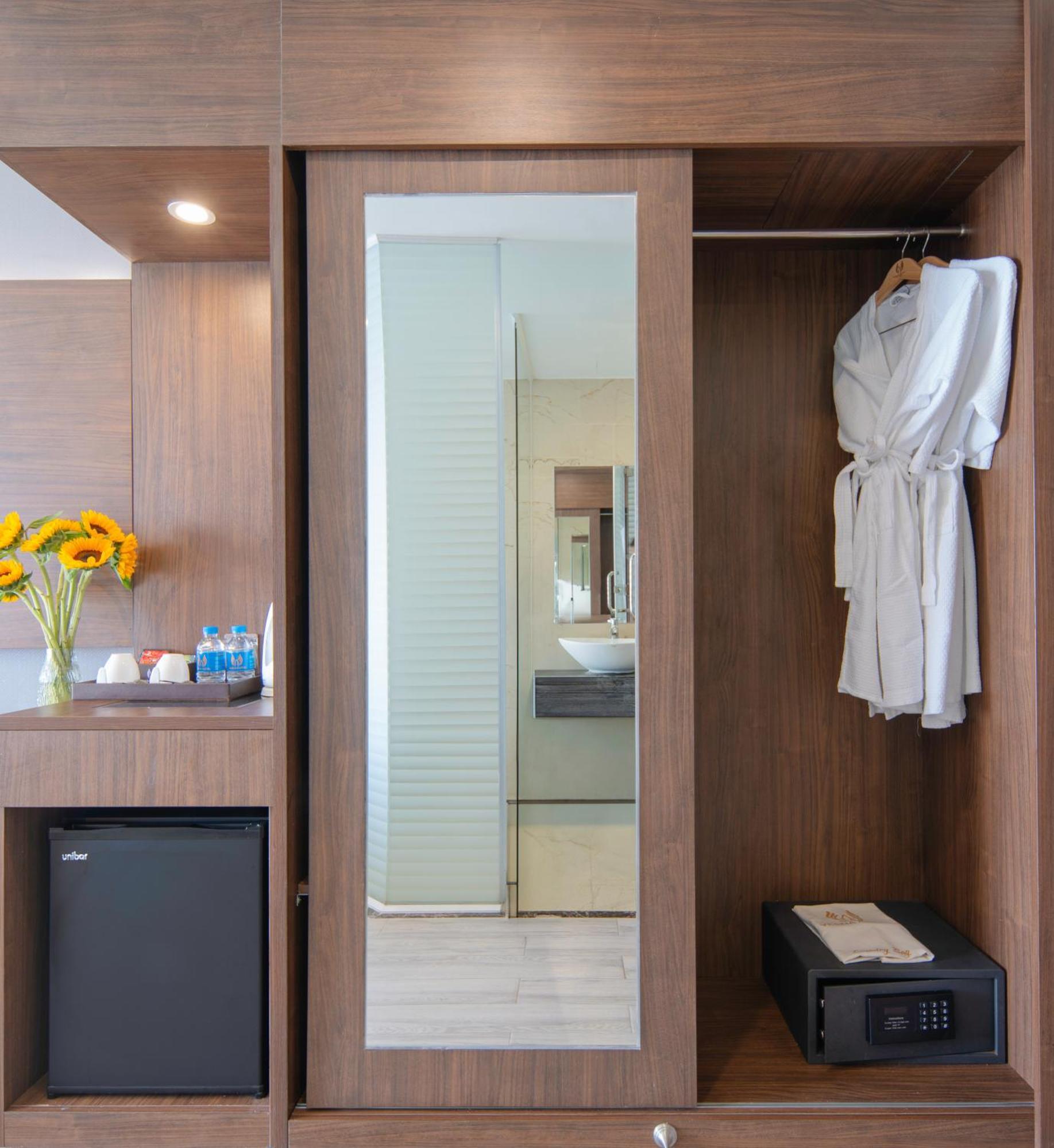 Vesna Hotel Nha Trang Extérieur photo